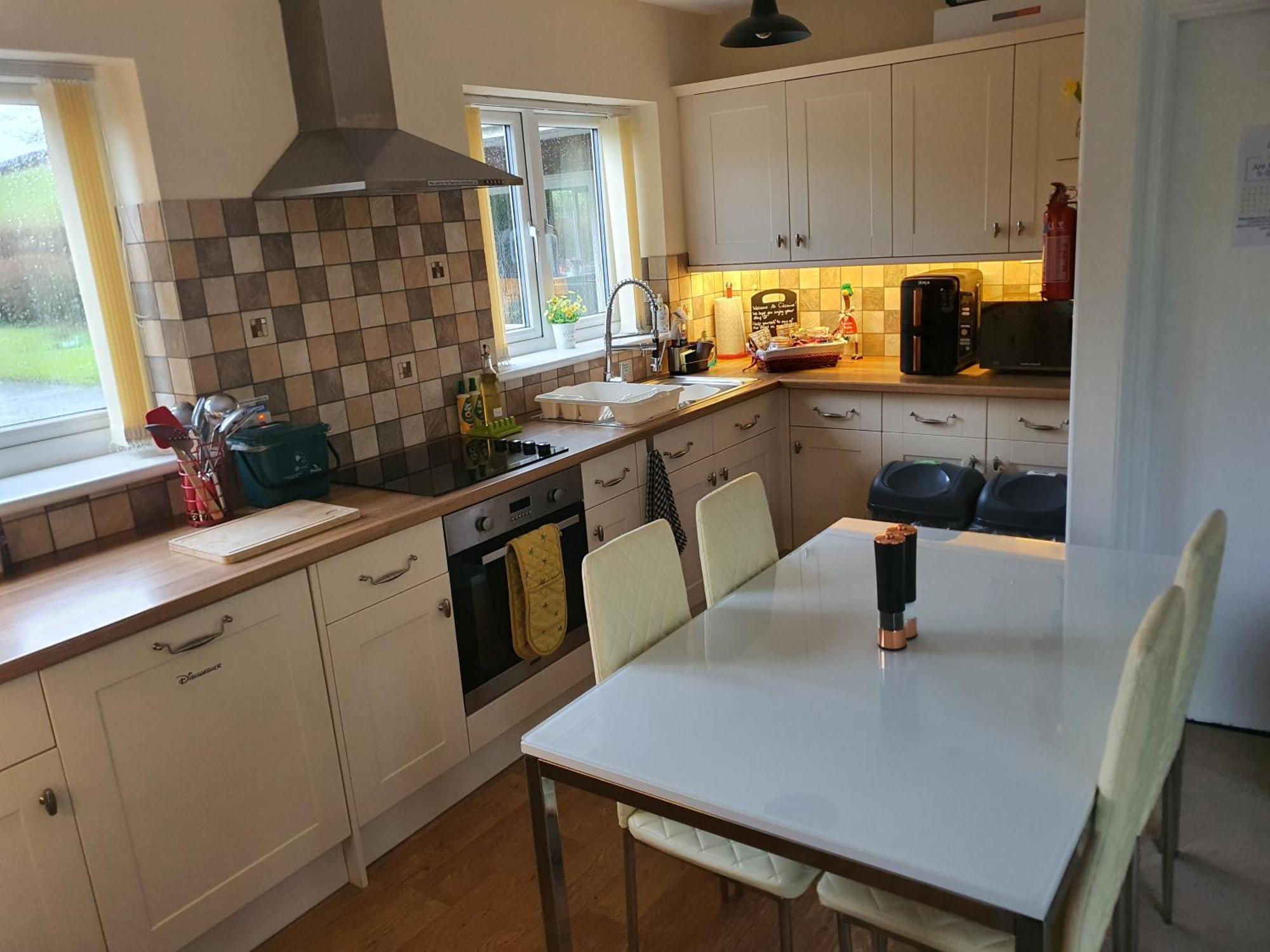 Idyllic 2 Bedroom Self-Contained Upsidedown Annexe Llandrindod Wells Exterior photo